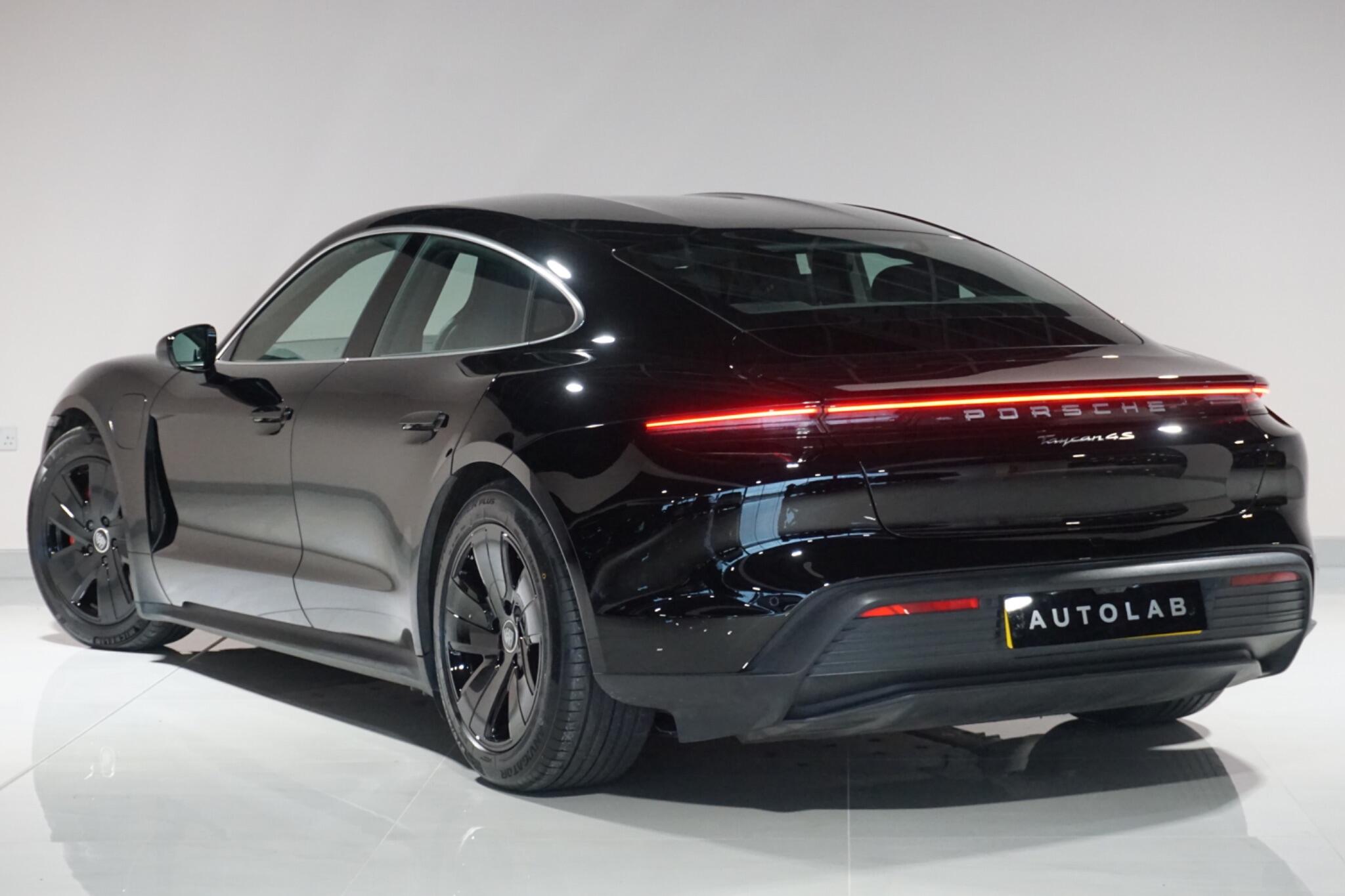 Porsche Taycan Performance 79.2kWh 4S Saloon 4dr Electric Auto 4WD (530 ps)